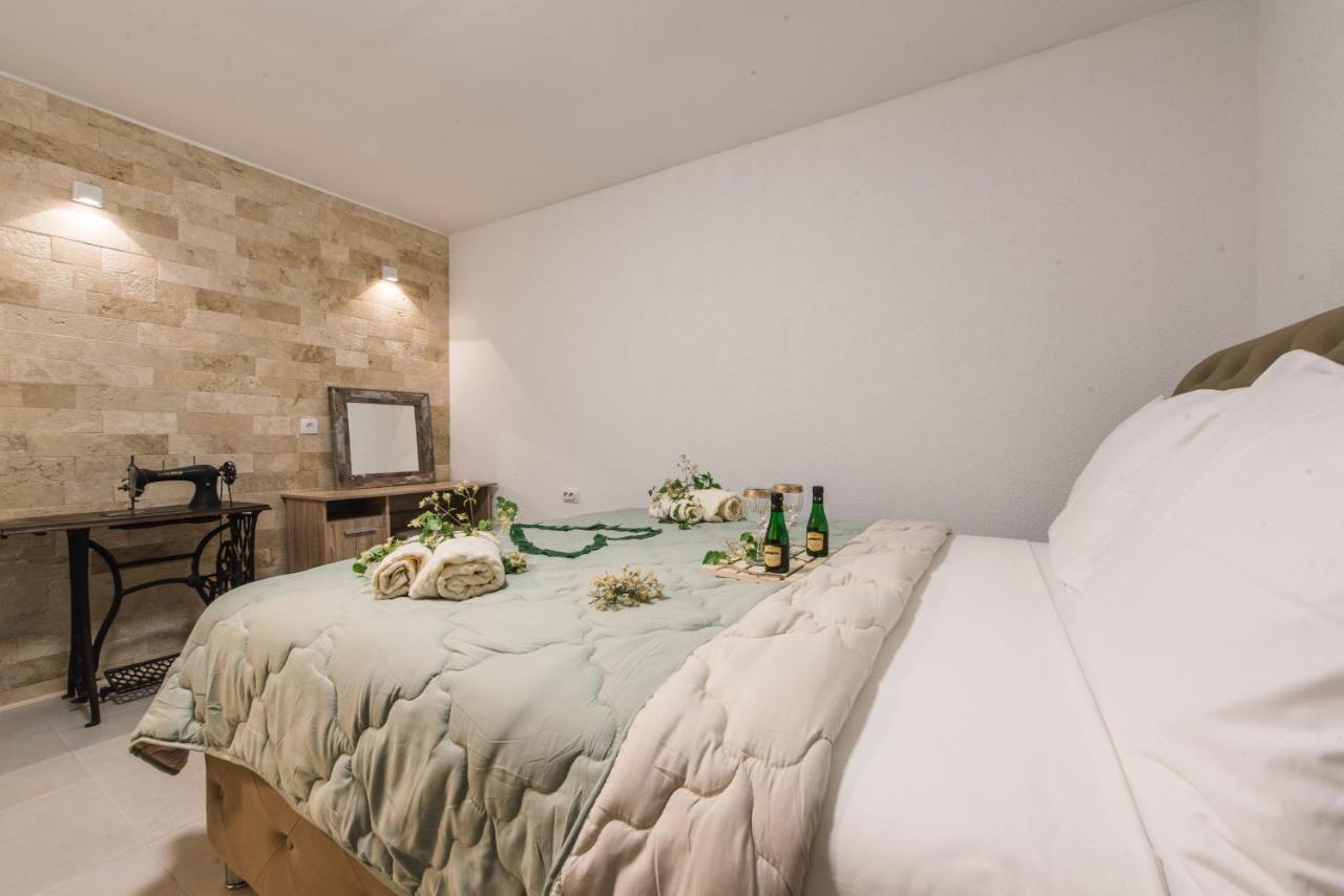 Rustic Villas Barlovic Ulcinj Exterior photo